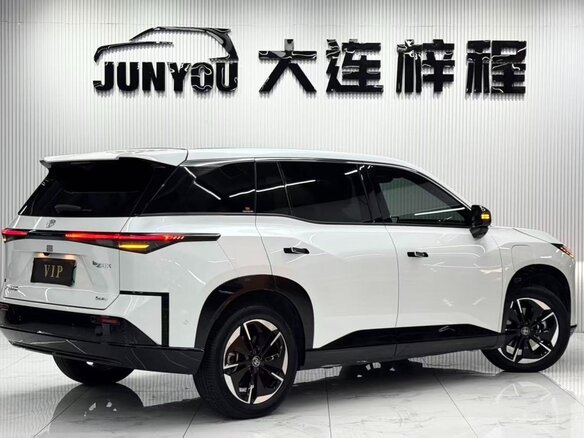 2026 Toyota bZ3X 58.3 kWh, белый, 2495000 рублей - вид 5