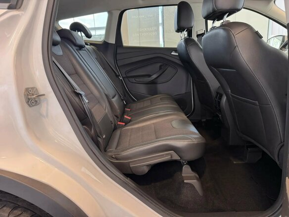 2015 Ford Kuga II, белый, 1069000 рублей - вид 13