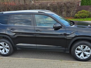 2018 Volkswagen Atlas I, чёрный, 2423093 рублей, вид 3