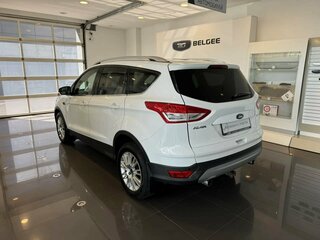 2015 Ford Kuga II, белый, 1239000 рублей, вид 2