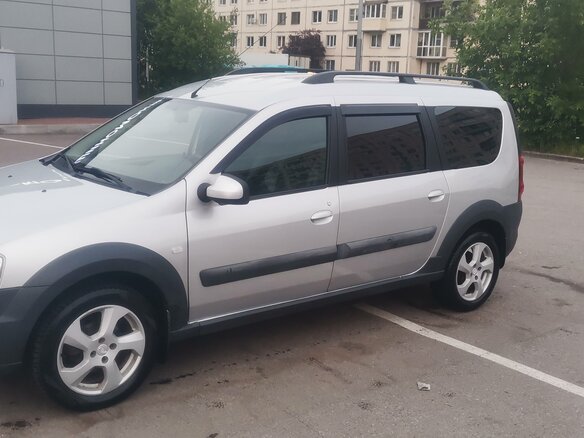 2019 Lada (ВАЗ) Largus Cross I, серебристый, 1200000 рублей - вид 1