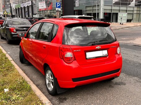 2008 Chevrolet Aveo I Рестайлинг, красный, 695000 рублей, вид 4