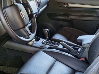 2021 Toyota Hilux VIII Рестайлинг 2, серый, 5450000 рублей, вид 4