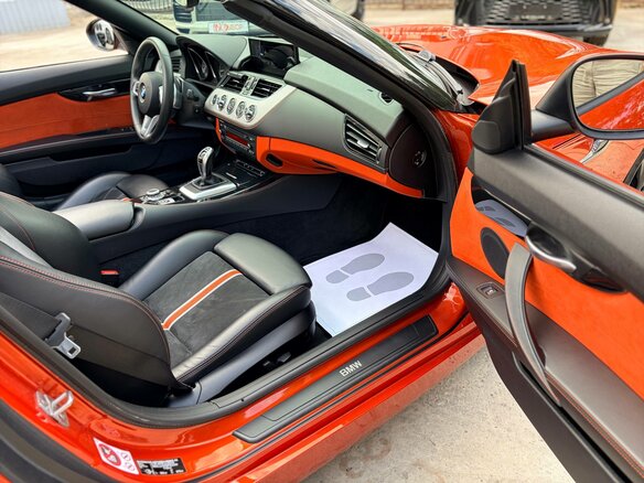 2016 BMW Z4 20i II (E89) Рестайлинг, оранжевый, 3580000 рублей - вид 24