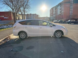 2013 Toyota Prius Alpha I (ZVW40/41), белый, 1450000 рублей, вид 2
