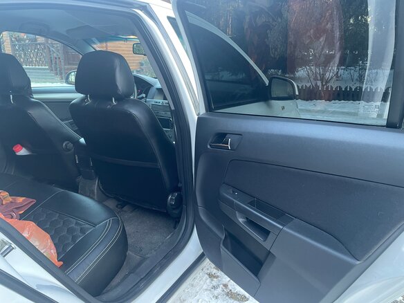 2012 Opel Astra H Рестайлинг, белый, 700000 рублей - вид 20