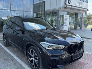 2021 BMW X5 40d IV (G05/G18), чёрный, 7650000 рублей, вид 2