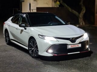 2020 Toyota Camry VIII (XV70), белый, 2600000 рублей, вид 1