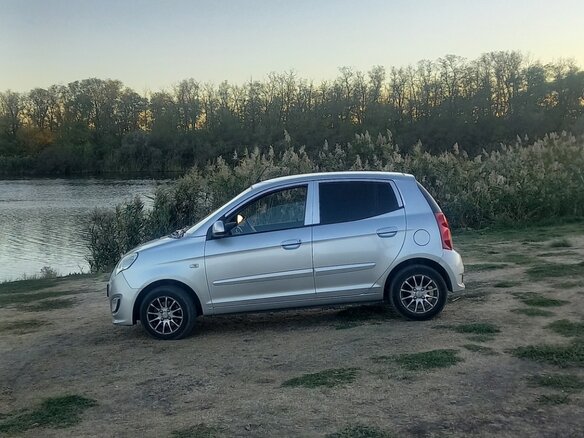 2010 Kia Picanto I Рестайлинг, серебристый, 450000 рублей - вид 10