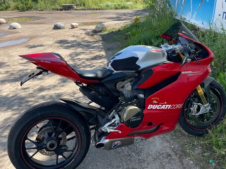 2012 Ducati 1199 Panigale, красный, 1100000 рублей, вид 3