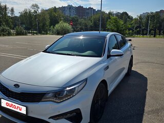 2020 Kia Optima IV Рестайлинг, белый, 2250000 рублей, вид 1