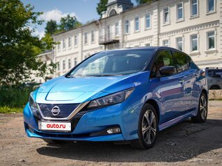 2020 Nissan Leaf II (ZE1), синий, 2800000 рублей, вид 1