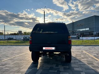 2005 Chevrolet Tahoe II, чёрный, 1180177 рублей, вид 5