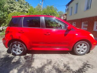 2004 Toyota Ist I, красный, 600000 рублей, вид 5