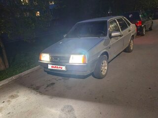 2002 Lada (ВАЗ) 21099, серебристый, 137000 рублей, вид 1
