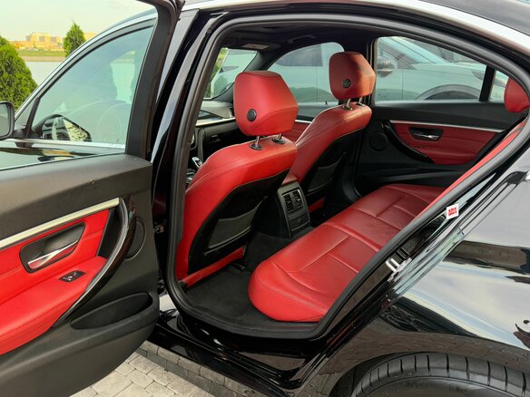 2017 BMW 3 серии 330i xDrive VI (F3x) Рестайлинг, чёрный, 1650000 рублей - вид 8