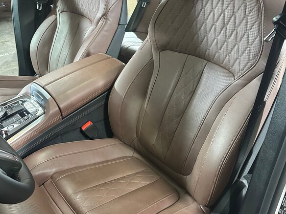 2019 BMW X5 30d IV (G05/G18), белый, 7990000 рублей - вид 6