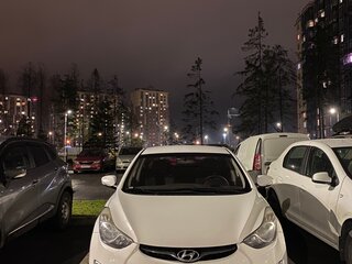 2012 Hyundai Avante V, белый, 1250000 рублей, вид 1