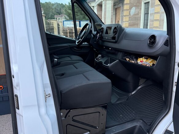 2020 Mercedes-Benz Sprinter, белый, 5100000 рублей - вид 5