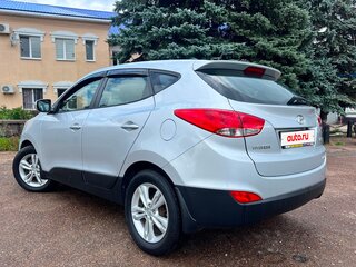 2013 Hyundai ix35 I Рестайлинг, серебристый, 2300000 рублей, вид 5