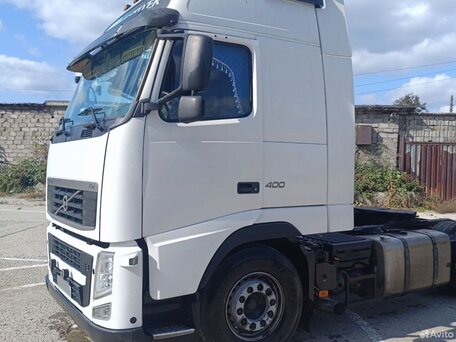 2003 Volvo FH, белый, 3300000 рублей, вид 2