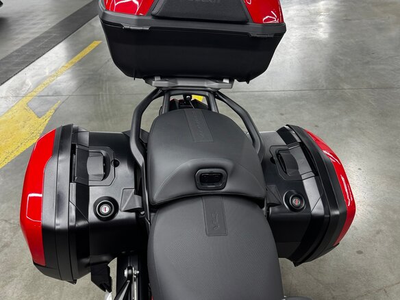 2025 Ducati Multistrada V4, красный, 2850000 рублей - вид 9