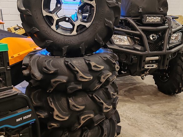 2010 BRP Can-Am Outlander 650, чёрный, 985000 рублей - вид 8