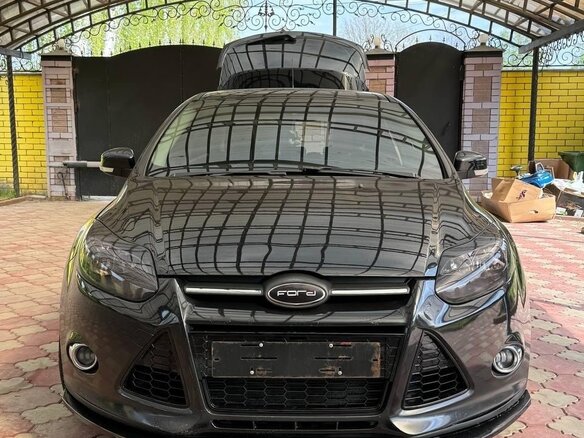 2012 Ford Focus III, чёрный, 1600000 рублей - вид 2