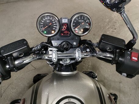 2021 Honda CB 1300, серебристый, 1390000 рублей, вид 5
