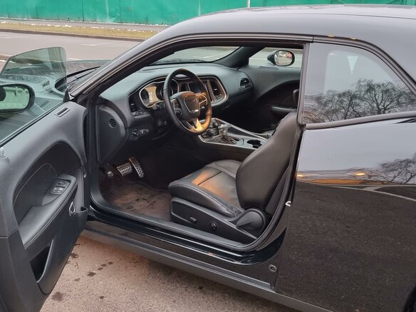 2017 Dodge Challenger R__T III Рестайлинг 2, чёрный - вид 26