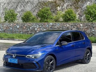 2022 Volkswagen Golf VIII, синий, 1800000 рублей, вид 1