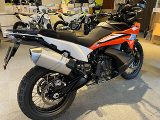 2023 KTM 890 Adventure, оранжевый, 1200000 рублей, вид 2