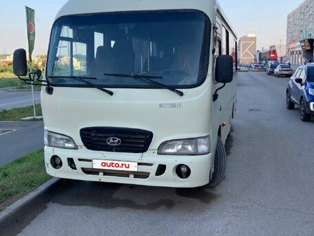 2007 Hyundai County, бежевый, 300000 рублей, вид 1