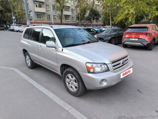 2006 Toyota Highlander I (XU20) Рестайлинг, серебристый, 1100000 рублей, вид 2
