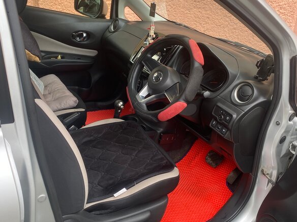 2017 Nissan Note II Рестайлинг, серебристый, 935000 рублей - вид 4