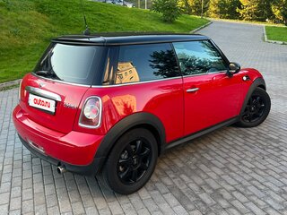 2013 Mini Hatch Cooper II (R56) Рестайлинг, красный, 1130000 рублей, вид 5