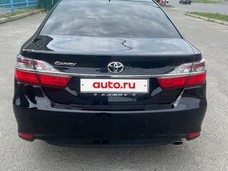 2018 Toyota Camry VII (XV50) Рестайлинг 2, чёрный, 3450000 рублей, вид 4