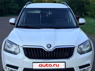 2014 Skoda Yeti I Рестайлинг, белый, 950000 рублей, вид 3