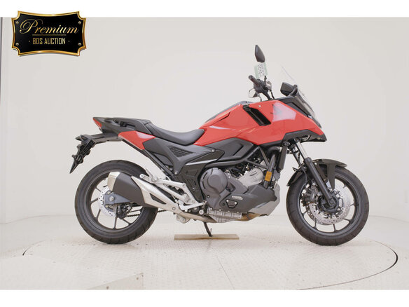 2025 Honda NC 750X, красный, 1063188 рублей