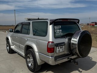 1999 Toyota Hilux Surf III Рестайлинг, серебристый, 1500000 рублей, вид 4