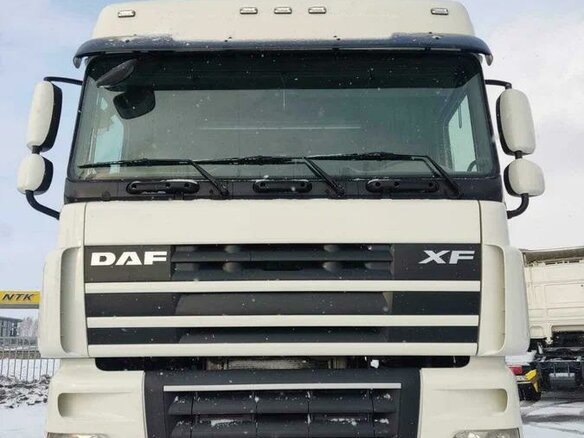 2018 DAF XF 105, белый, 4000000 рублей - вид 3