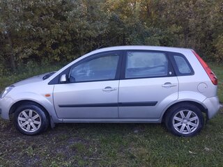 2008 Ford Fiesta Mk5, серебристый, 550000 рублей, вид 5