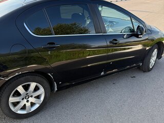 2013 Peugeot 408 I, чёрный, 500000 рублей, вид 3