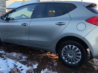 2015 Kia Ceed II, серебристый, 950000 рублей, вид 4