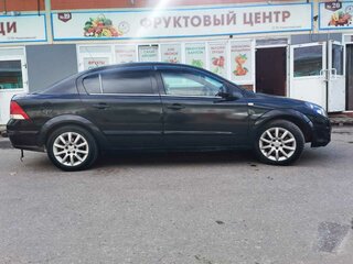 2013 Opel Astra H Рестайлинг, чёрный, 540000 рублей, вид 3