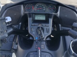 2010 Honda GL 1800 Gold Wing, белый, 1850000 рублей, вид 3