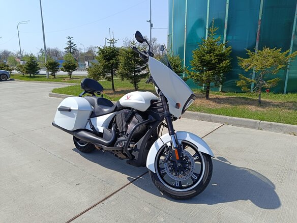 2015 Victory Cross Country, белый, 1250000 рублей - вид 6