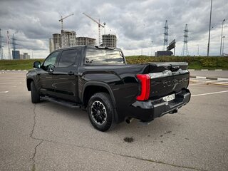 2024 Toyota Tundra CrewMax III, чёрный, 9200000 рублей, вид 4