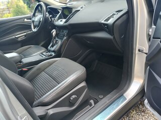 2017 Ford Kuga II Рестайлинг, серый, 1970000 рублей, вид 2