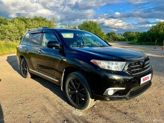 2013 Toyota Highlander II (XU40) Рестайлинг, чёрный, 2400000 рублей, вид 4